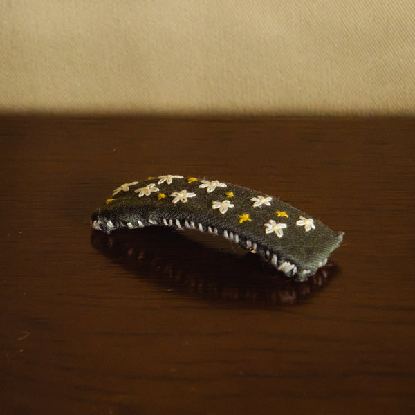 Barrette brodée — Fleurs