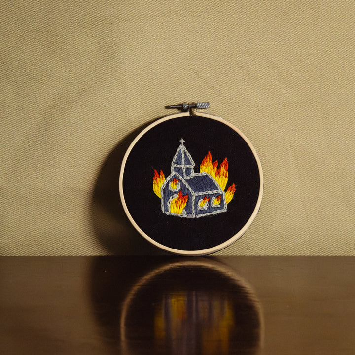 Broderie murale — Church