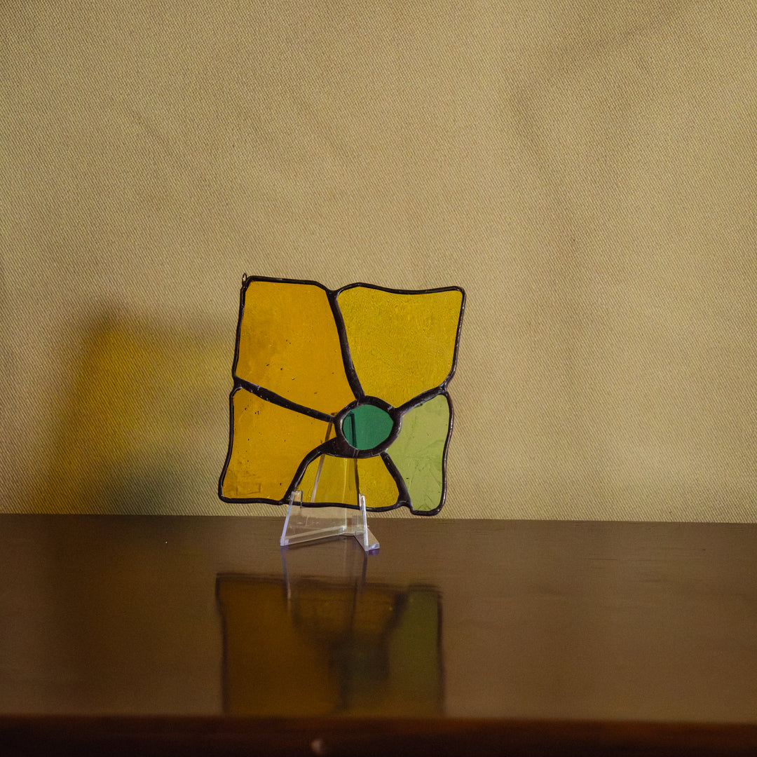 Vitrail — Fleur à la quatre